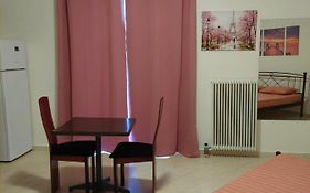 Plazaverrosa6Room